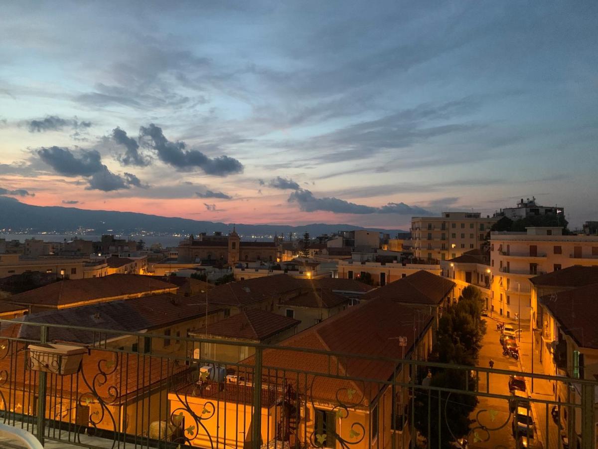 The Loft Bed & Breakfast Reggio Calabria Exterior photo